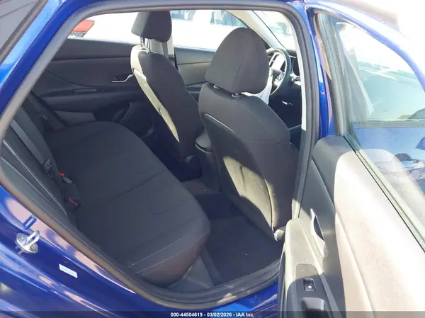 KMHLM4AG4NU306358 2022 HYUNDAI ELANTRA - Image 8