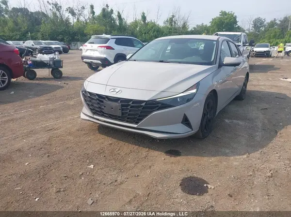 KMHLM4AG4NU311365 2022 HYUNDAI ELANTRA - Image 2