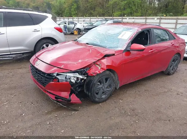 KMHLM4AG4NU311544 2022 HYUNDAI ELANTRA - Image 2