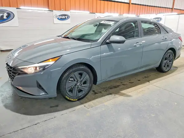 KMHLM4AG4NU311804 2022 HYUNDAI ELANTRA - Image 1
