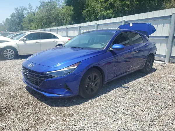 KMHLM4AG4NU312161 2022 HYUNDAI ELANTRA - Image 1