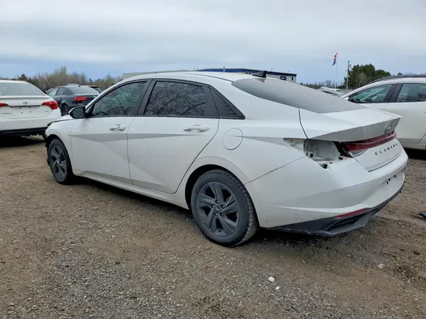 KMHLM4AG4NU312791 2022 HYUNDAI ELANTRA - Image 2