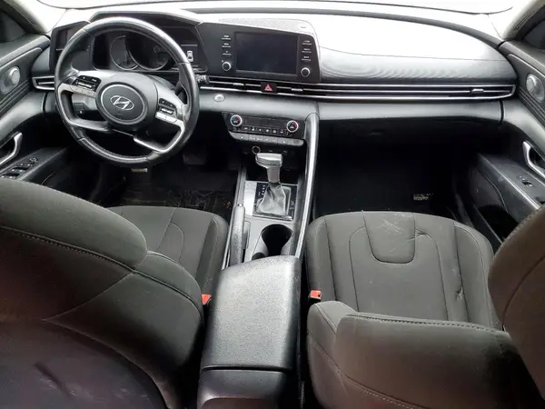 KMHLM4AG4NU312791 2022 HYUNDAI ELANTRA - Image 8
