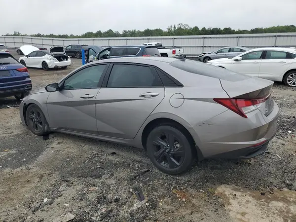 KMHLM4AG4NU328182 2022 HYUNDAI ELANTRA - Image 2