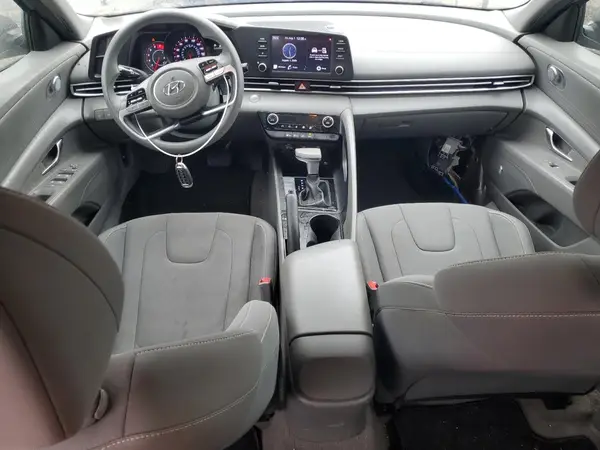 KMHLM4AG4NU328182 2022 HYUNDAI ELANTRA - Image 8