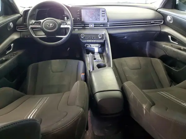 KMHLM4AG4NU330045 2022 HYUNDAI ELANTRA - Image 8
