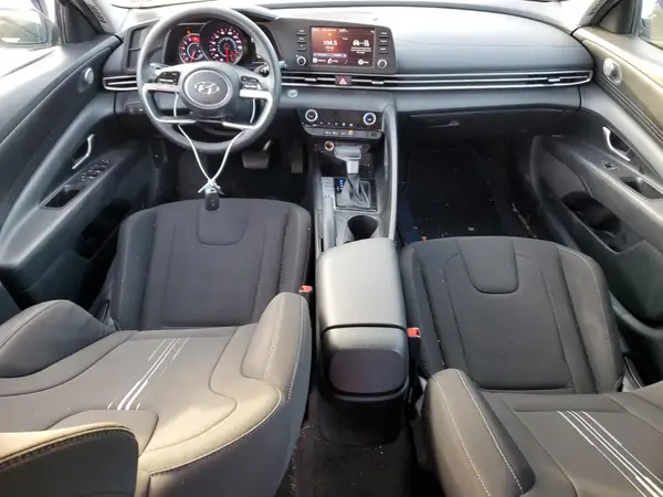 KMHLM4AG4NU334290 2022 HYUNDAI ELANTRA - Image 8