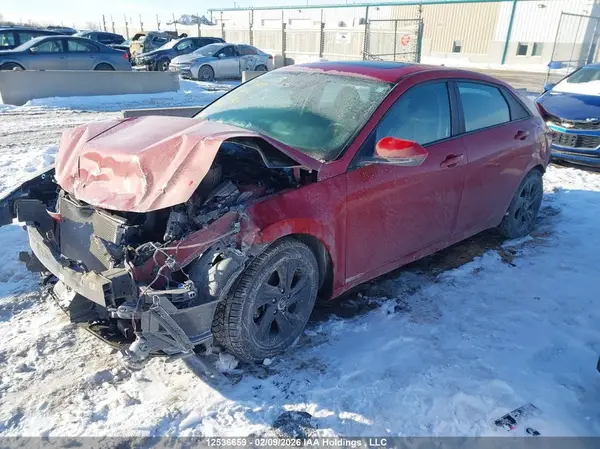 KMHLM4AG4NU335360 2022 HYUNDAI ELANTRA - Image 2