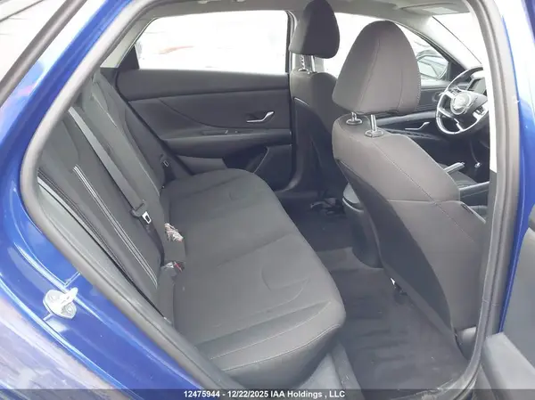 KMHLM4AG4NU336671 2022 HYUNDAI ELANTRA - Image 8