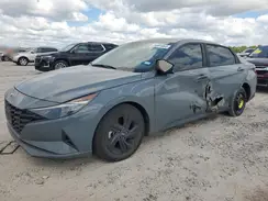 KMHLM4AG4NU339117 2022 HYUNDAI ELANTRA