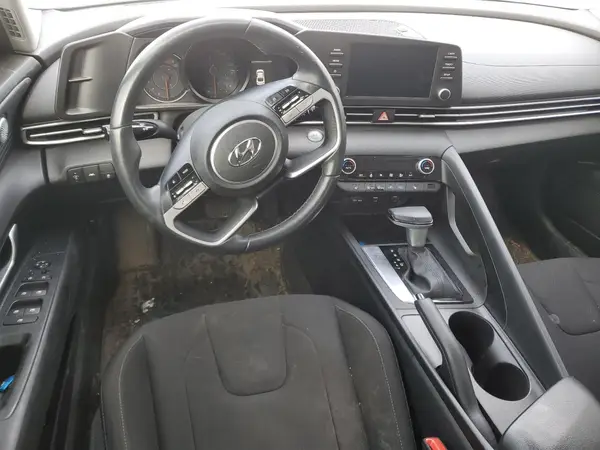 KMHLM4AG4NU344057 2022 HYUNDAI ELANTRA - Image 8