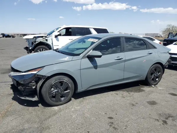 KMHLM4AG4NU344608 2022 HYUNDAI ELANTRA - Image 1