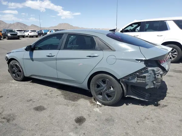 KMHLM4AG4NU344608 2022 HYUNDAI ELANTRA - Image 2