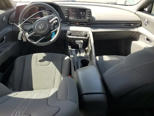 KMHLM4AG4NU344608 2022 HYUNDAI ELANTRA - Image 8