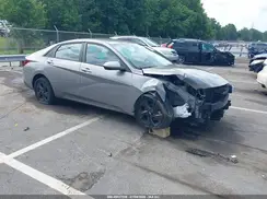 KMHLM4AG4NU351669 2022 HYUNDAI ELANTRA