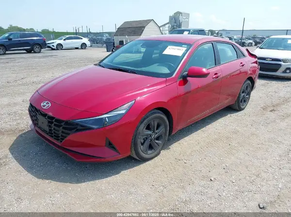 KMHLM4AG4NU363711 2022 HYUNDAI ELANTRA - Image 2