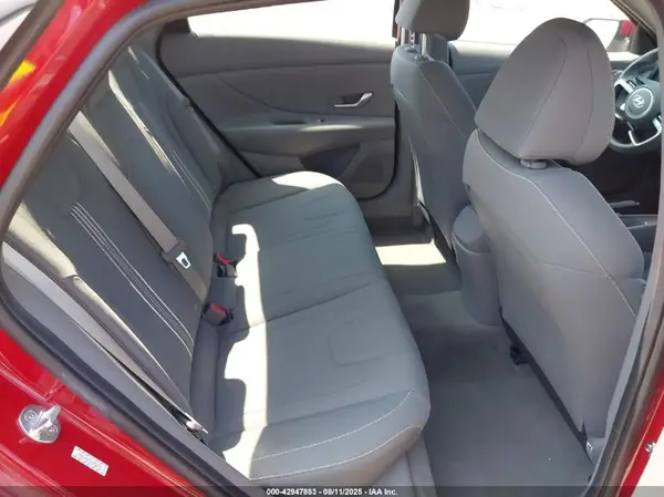 KMHLM4AG4NU363711 2022 HYUNDAI ELANTRA - Image 8