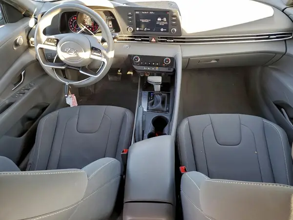 KMHLM4AG4NU365023 2022 HYUNDAI ELANTRA - Image 8