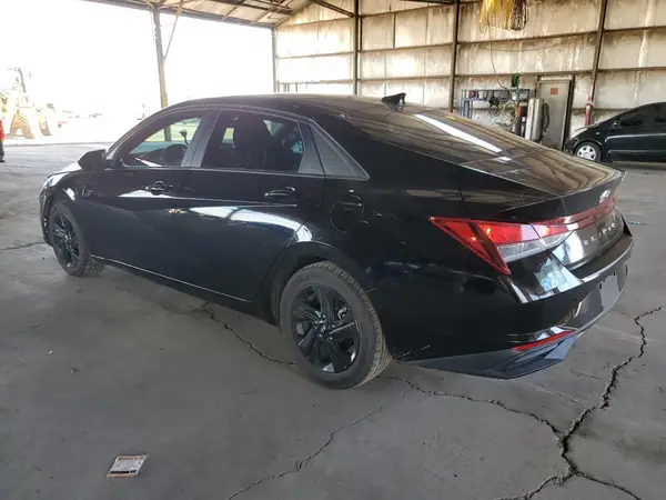 KMHLM4AG4PU396694 2023 HYUNDAI ELANTRA - Image 2