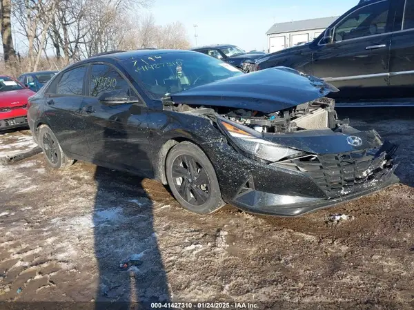 KMHLM4AG4PU414840 2023 HYUNDAI ELANTRA - Image 1
