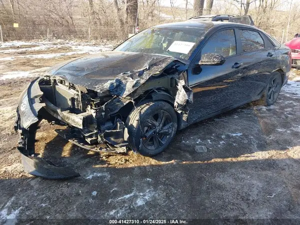 KMHLM4AG4PU414840 2023 HYUNDAI ELANTRA - Image 2