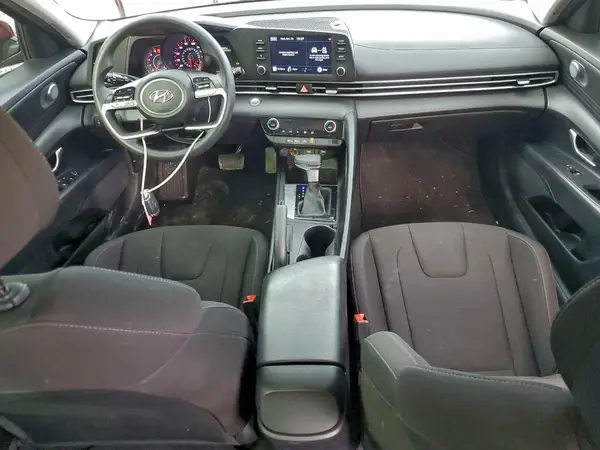 KMHLM4AG4PU424977 2023 HYUNDAI ELANTRA - Image 8