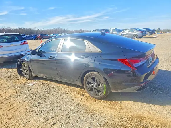 KMHLM4AG4PU430942 2023 HYUNDAI ELANTRA - Image 2