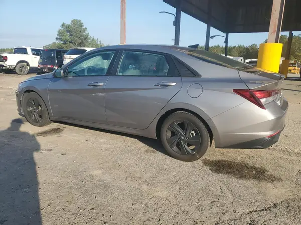 KMHLM4AG4PU436112 2023 HYUNDAI ELANTRA - Image 2