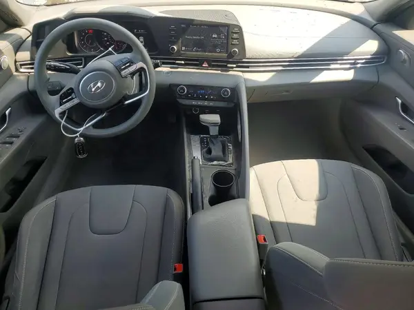 KMHLM4AG4PU439236 2023 HYUNDAI ELANTRA - Image 8
