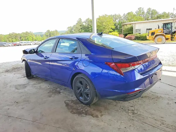 KMHLM4AG4PU439432 2023 HYUNDAI ELANTRA - Image 2