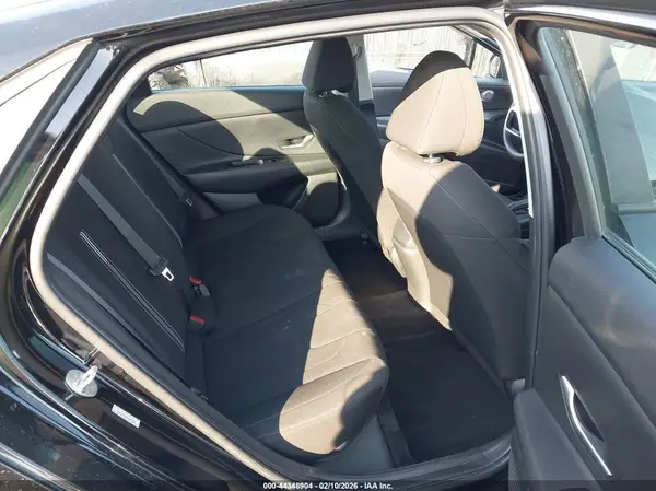 KMHLM4AG4PU440662 2023 HYUNDAI ELANTRA - Image 8