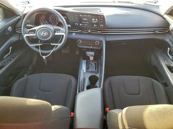KMHLM4AG4PU445957 2023 HYUNDAI ELANTRA - Image 8