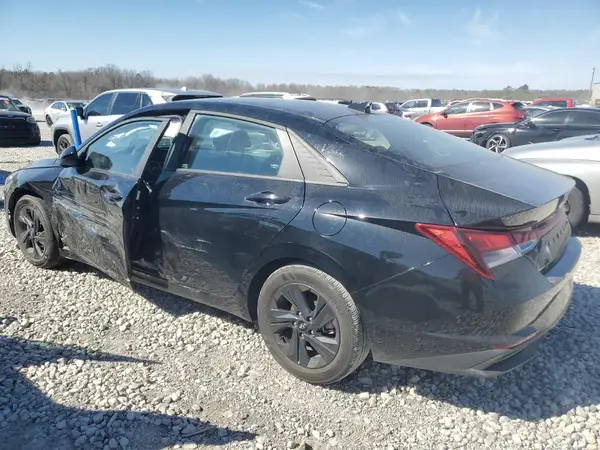 KMHLM4AG4PU446977 2023 HYUNDAI ELANTRA - Image 2