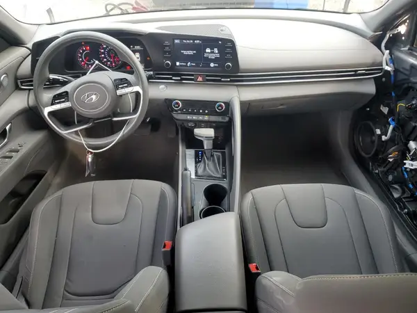 KMHLM4AG4PU447577 2023 HYUNDAI ELANTRA - Image 8