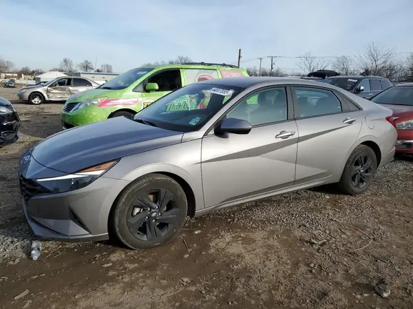 KMHLM4AG4PU460877 2023 HYUNDAI ELANTRA - Image 1