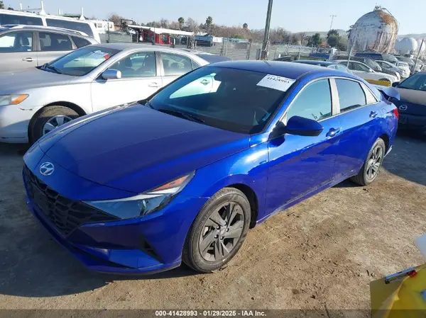 KMHLM4AG4PU468039 2023 HYUNDAI ELANTRA - Image 2