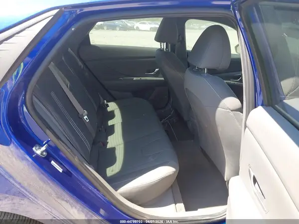 KMHLM4AG4PU471412 2023 HYUNDAI ELANTRA - Image 8