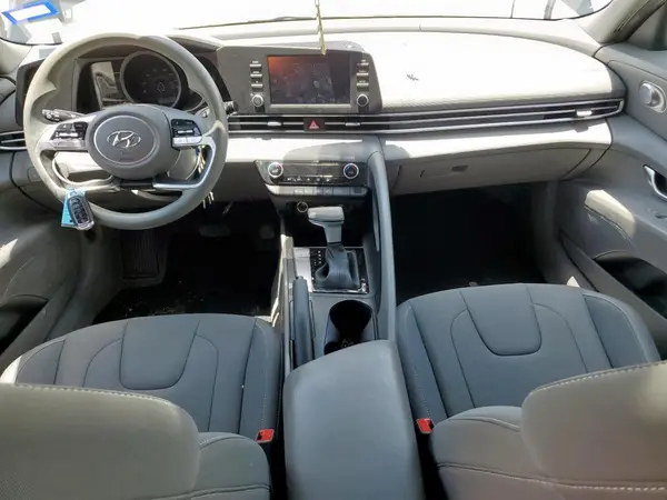 KMHLM4AG4PU471779 2023 HYUNDAI ELANTRA - Image 8