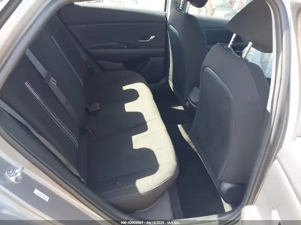 KMHLM4AG4PU486380 2023 HYUNDAI ELANTRA - Image 8