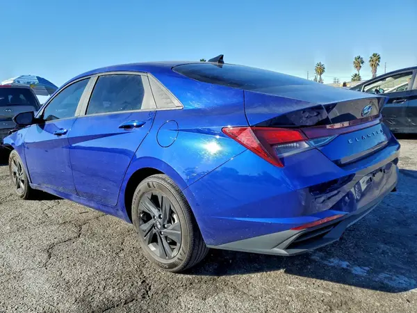 KMHLM4AG4PU490056 2023 HYUNDAI ELANTRA - Image 2