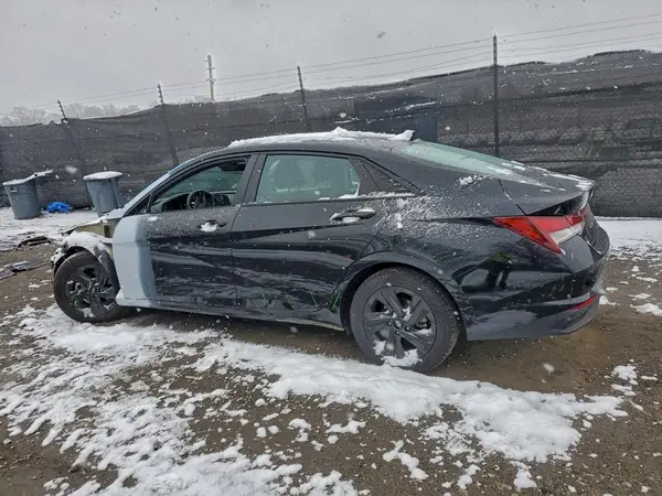 KMHLM4AG4PU511469 2023 HYUNDAI ELANTRA - Image 2
