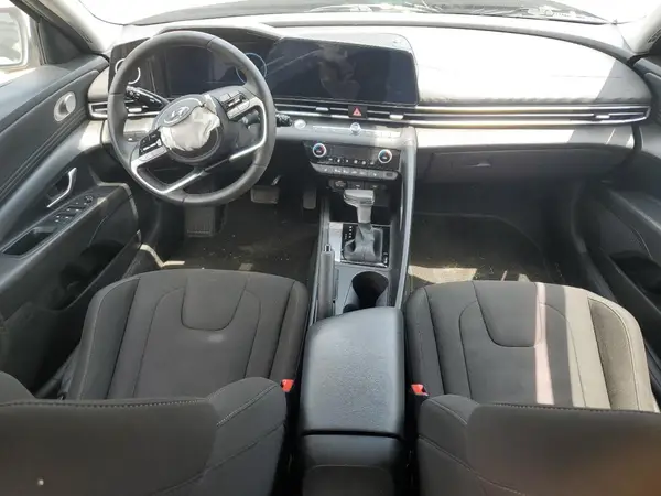 KMHLM4AG4PU513593 2023 HYUNDAI ELANTRA - Image 8