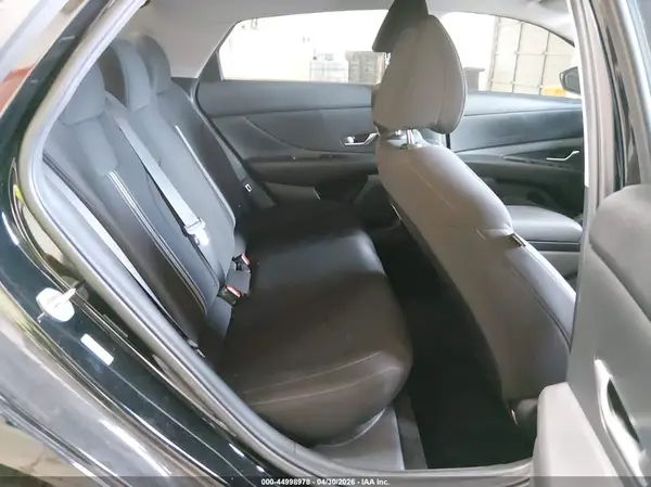 KMHLM4AG4PU529843 2023 HYUNDAI ELANTRA - Image 8