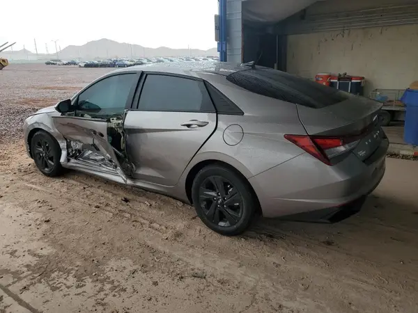 KMHLM4AG4PU530751 2023 HYUNDAI ELANTRA - Image 2