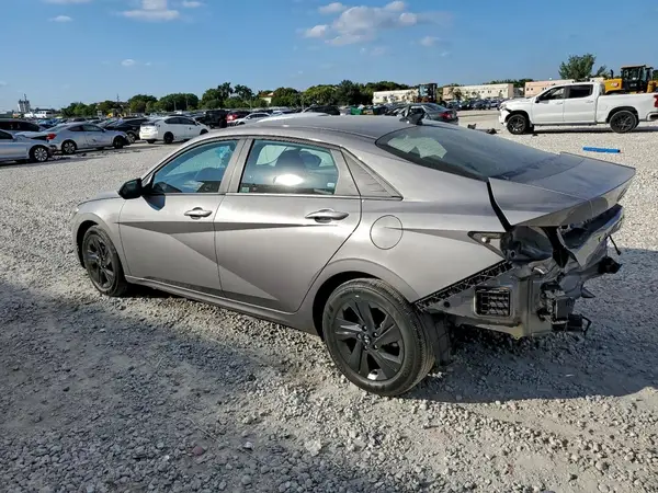 KMHLM4AG4PU530958 2023 HYUNDAI ELANTRA - Image 2