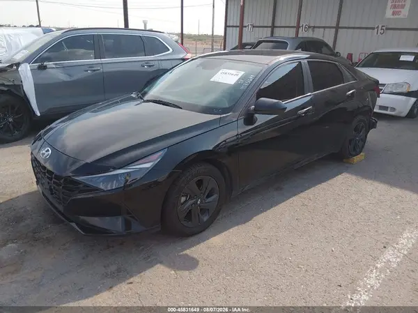 KMHLM4AG4PU533620 2023 HYUNDAI ELANTRA - Image 2