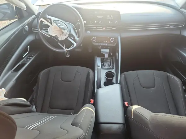 KMHLM4AG4PU548277 2023 HYUNDAI ELANTRA - Image 8