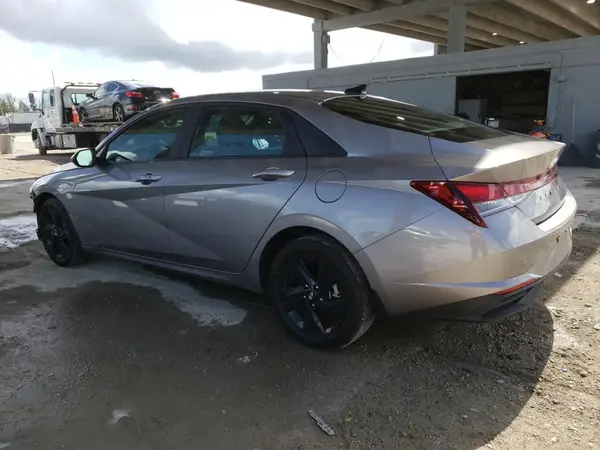 KMHLM4AG4PU548344 2023 HYUNDAI ELANTRA - Image 2