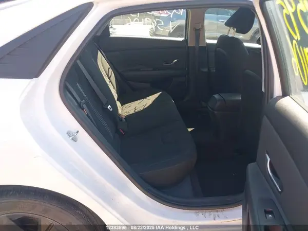 KMHLM4AG4PU549106 2023 HYUNDAI ELANTRA - Image 8