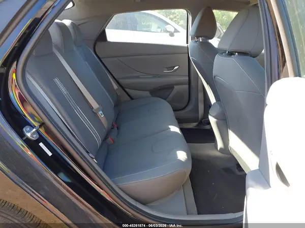 KMHLM4AG4PU549977 2023 HYUNDAI ELANTRA - Image 8